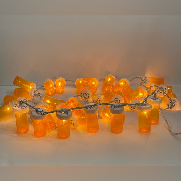 Pill bottle light strand healthcare graduation Christmas party light strand